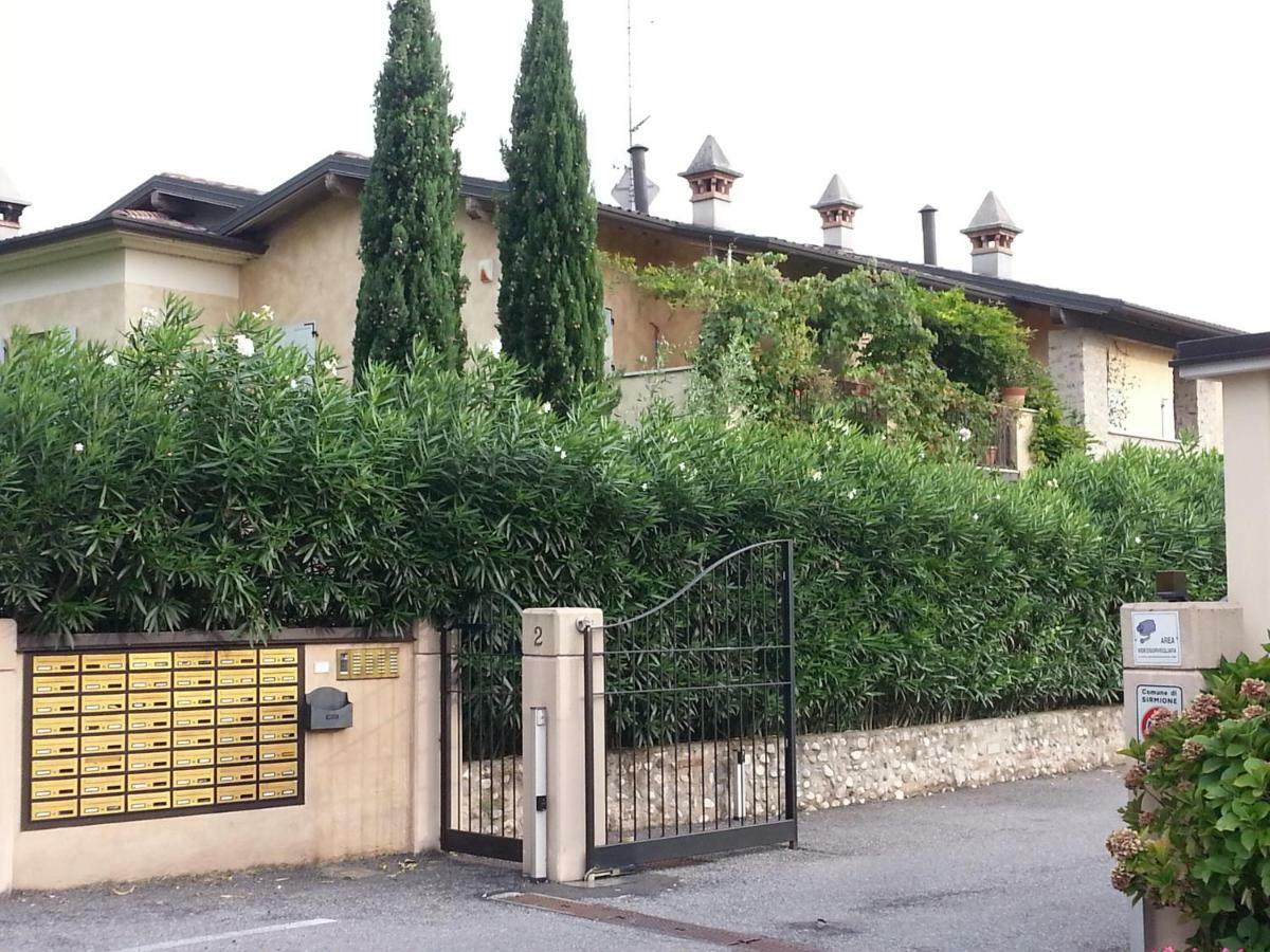 Il Giardino Di Laura - Sirmione Apartment Exterior photo